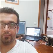 Docente di matematica e fisica, impartisce ripetizioni a tutti i livelli